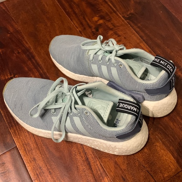 Adidas Boost - Picture 2 of 4